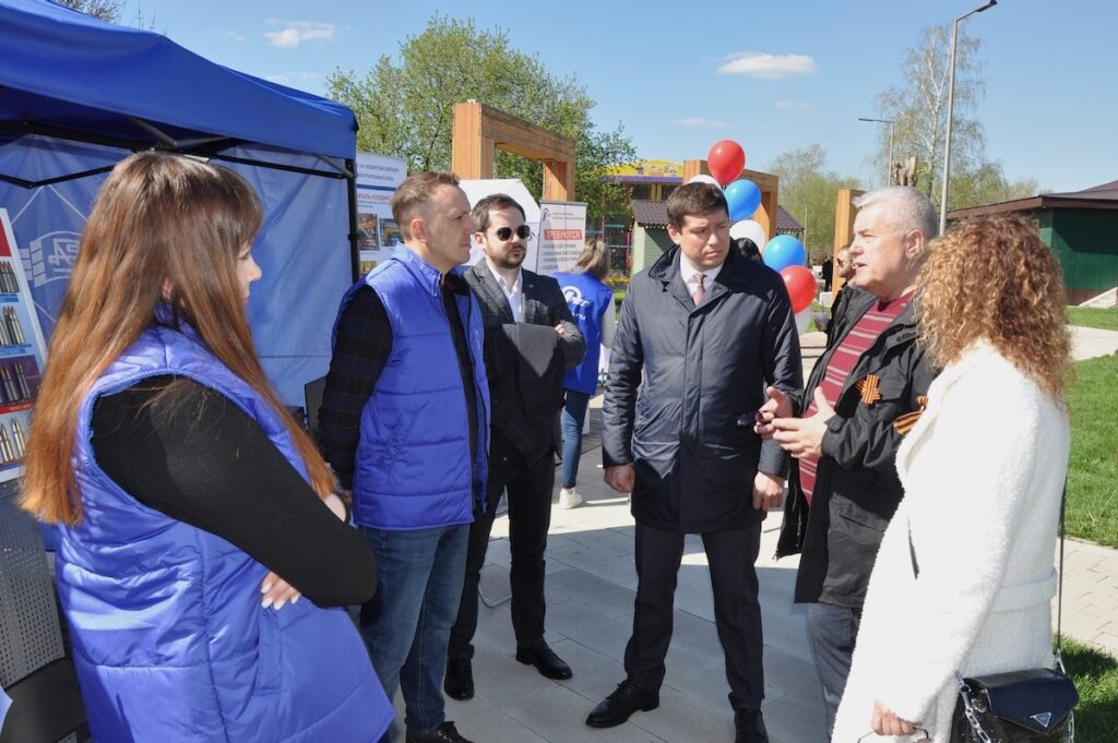«Заводская проходная» в Парке Победы: праздник профессий для всей семьи